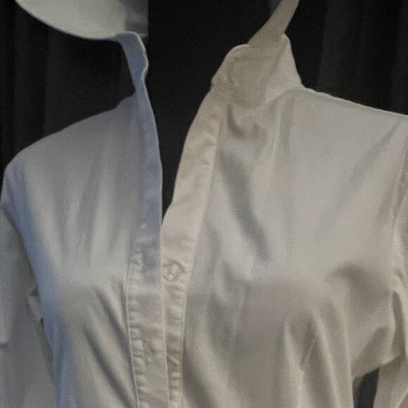 The Finley Classic White Blouse "Johnny" semi-fitted / turnback cuffs / Size M - Picture 3 of 11